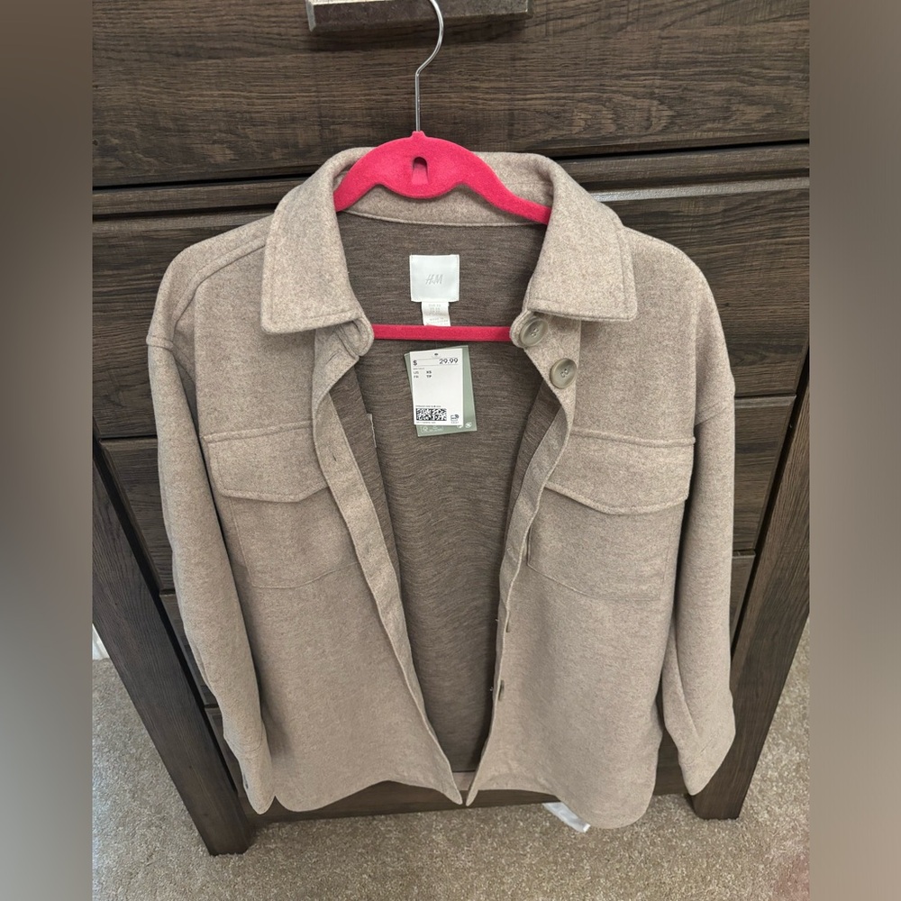 H&M Women Shacket (New with Tag)